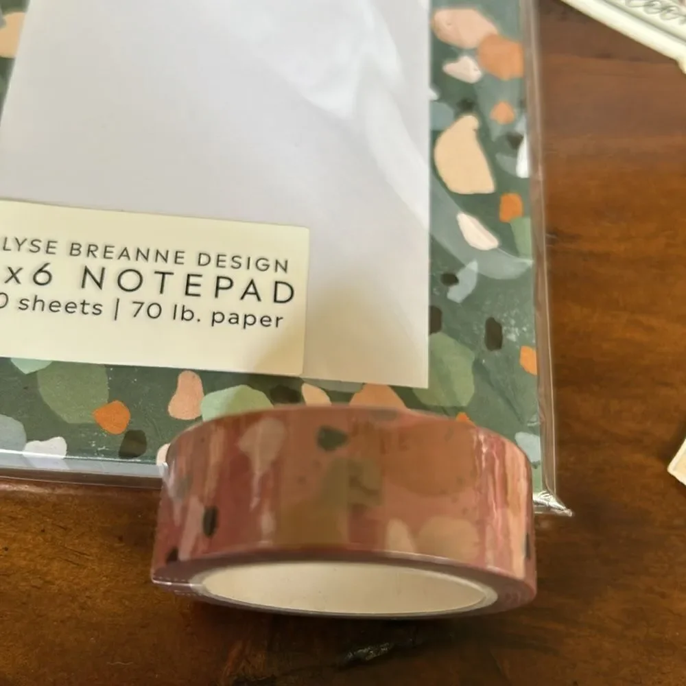 elyse Breanne selling them